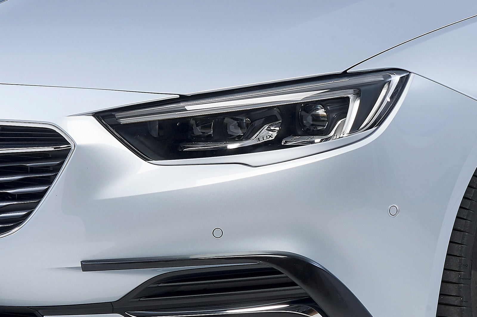 Capace inferioare faruri pentru Opel Insignia B SB276