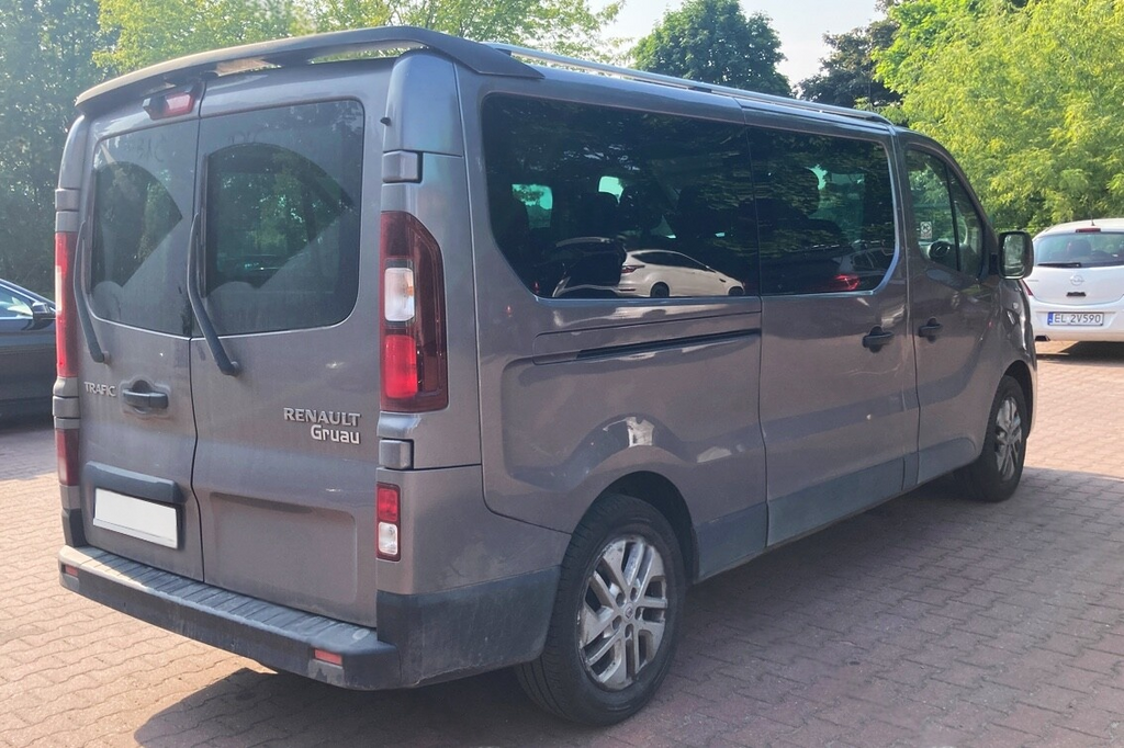 Eleron luneta portbagaj OPEL VIVARO RENAULT TRAFIC din 2014+ TFB TUNING