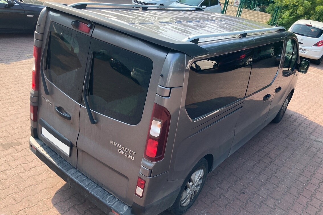 Eleron luneta portbagaj OPEL VIVARO RENAULT TRAFIC din 2014+ TFB TUNING
