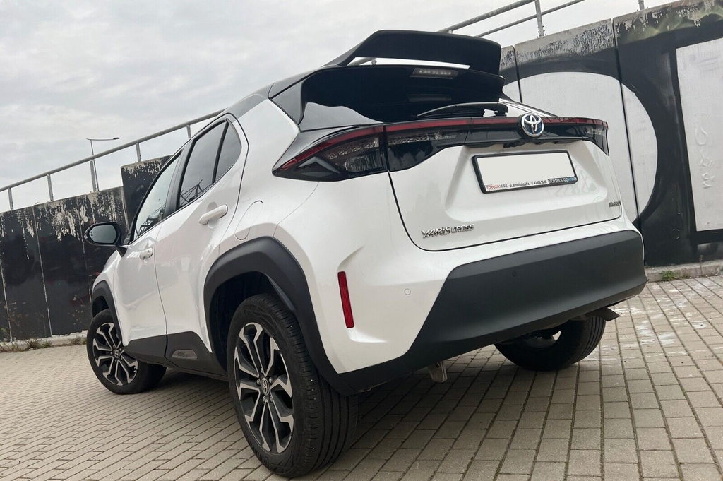 Eleron luneta portbagaj TOYOTA YARIS CROSS SPORT TFB TUNING